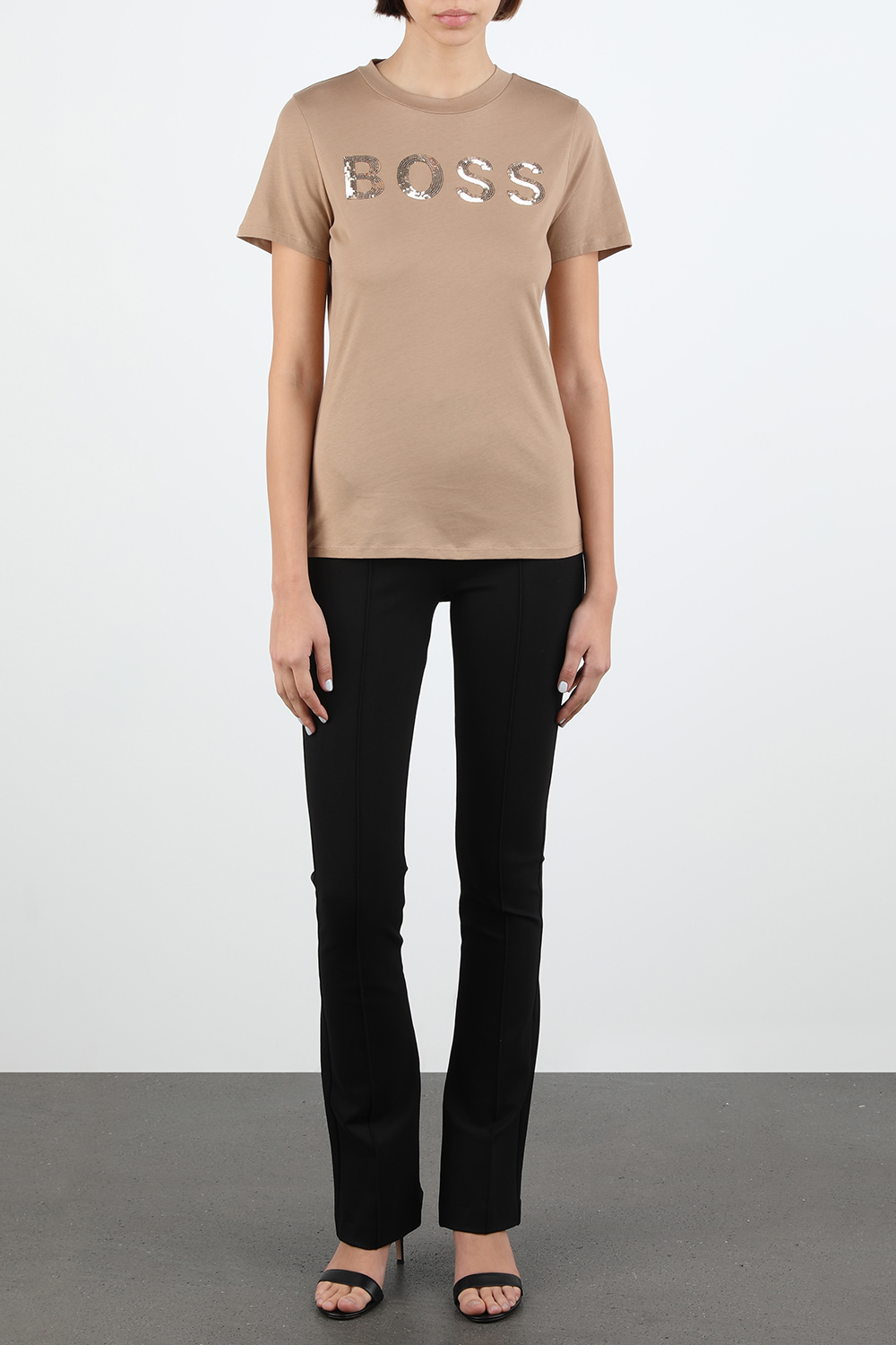 מכנסיים ארוכים גבוהים בגוון שחור